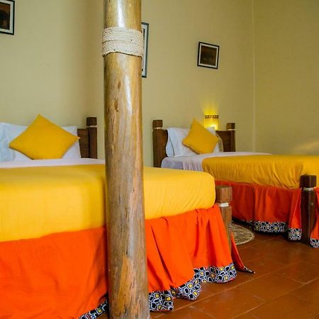 Lake Mulehe Gorilla Lodge Kisoro المظهر الخارجي الصورة